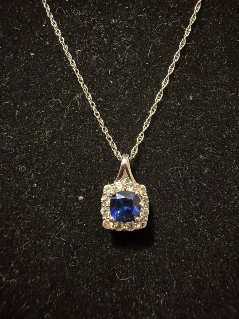 Kay Jewelers Sterling Silver Blue Halo Pendant Necklace